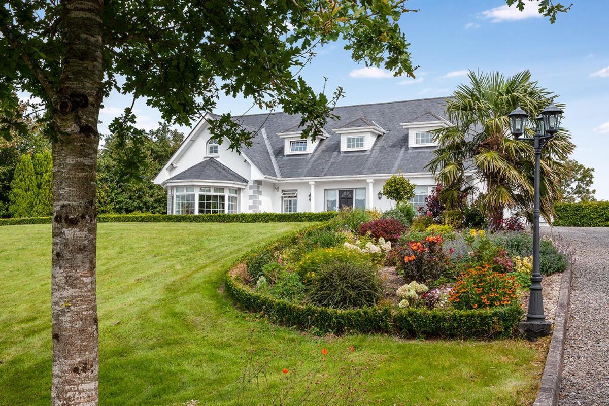 The Ridgewood Lodge Newbridge  Exterior foto